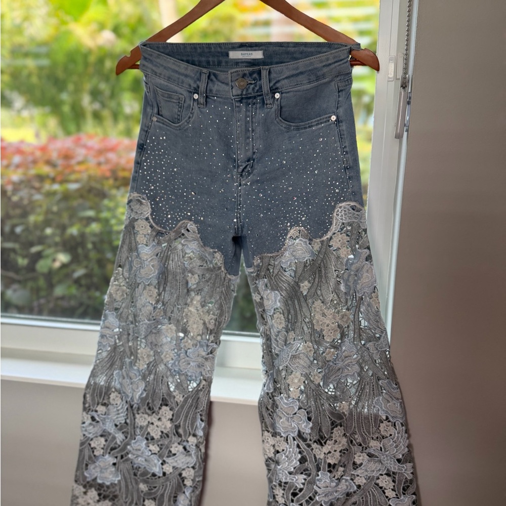 Elegant Light Blue Lace Jeans - Picture 2 of 4